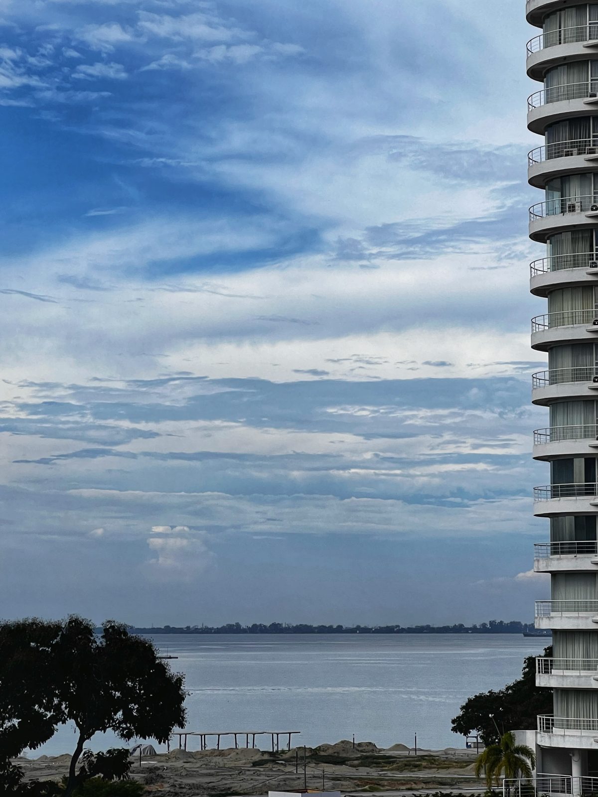 Gurney Ville 5th Floor Corner Bar