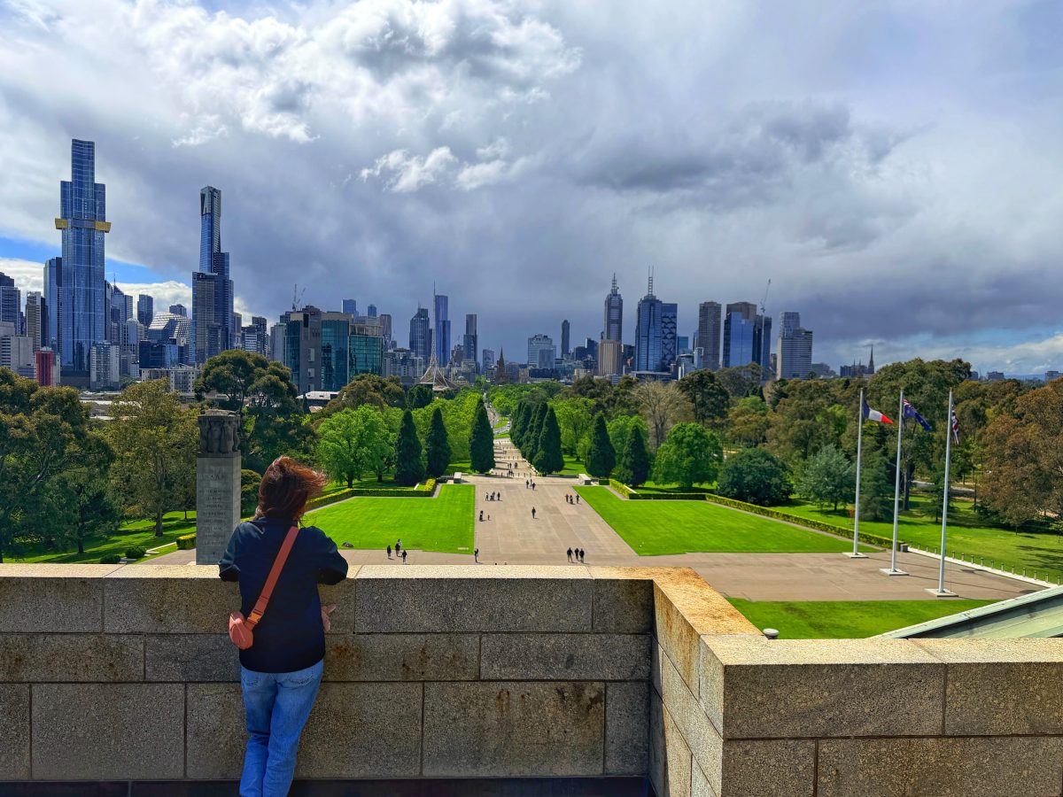 从美术馆到纪念碑 – From the Gallery to the Shrine