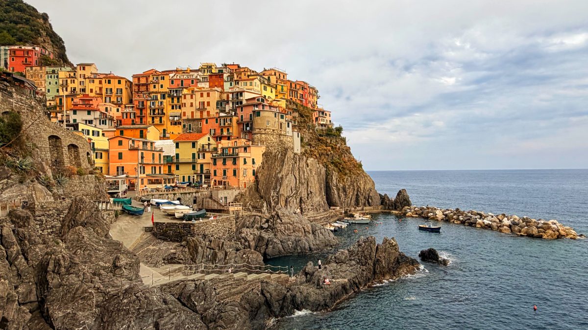 去五渔村 – Heading to Cinque Terre